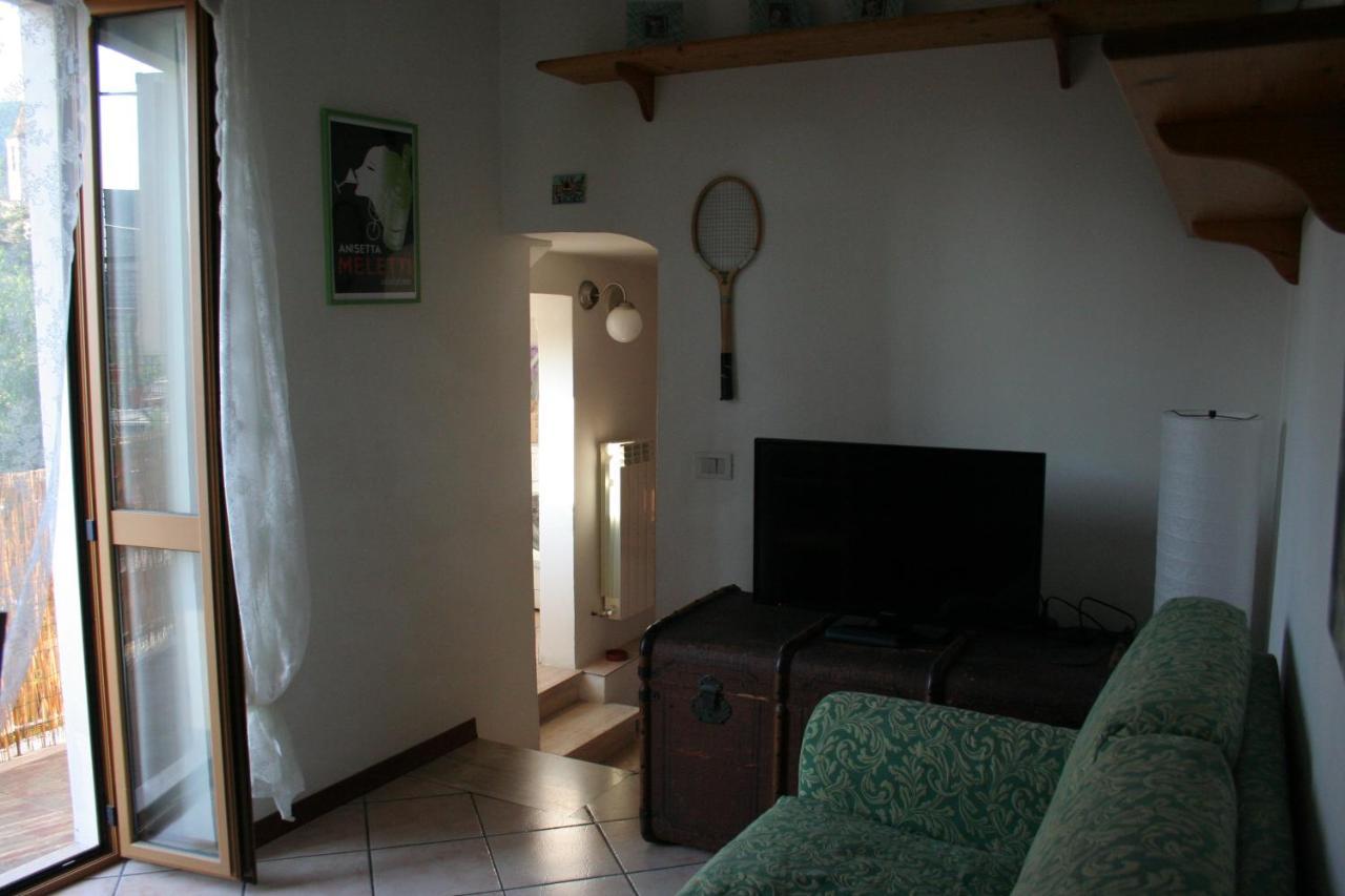 Mini Appartamento "Il Nido Del Picchio" Ascoli Piceno Luaran gambar