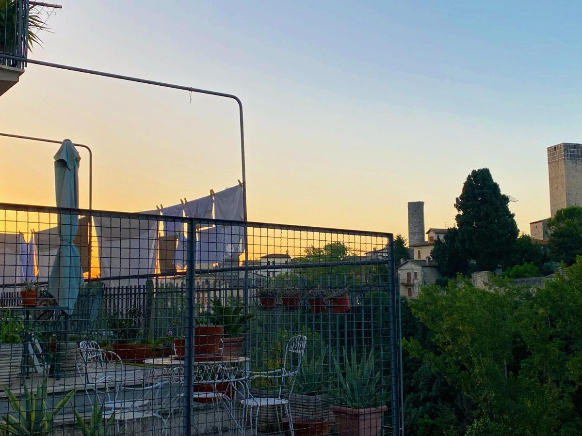 Mini Appartamento "Il Nido Del Picchio" Ascoli Piceno Luaran gambar