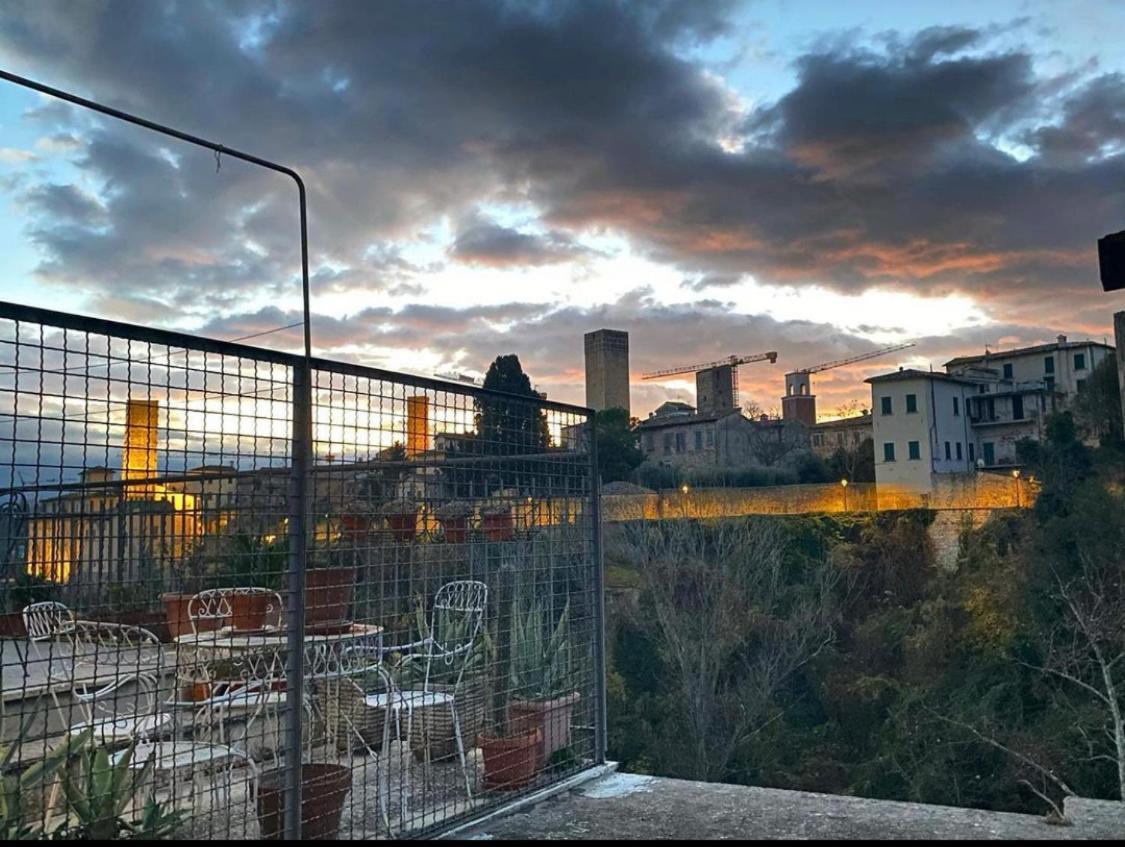 Mini Appartamento "Il Nido Del Picchio" Ascoli Piceno Luaran gambar
